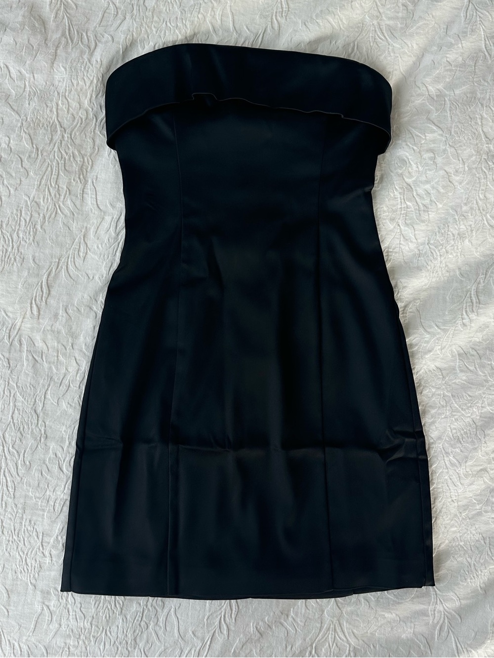 Aritzia Shimmer Satin Tube Dress In Black